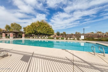 3879 Bridgeport Pw, Gilbert, AZ 85295