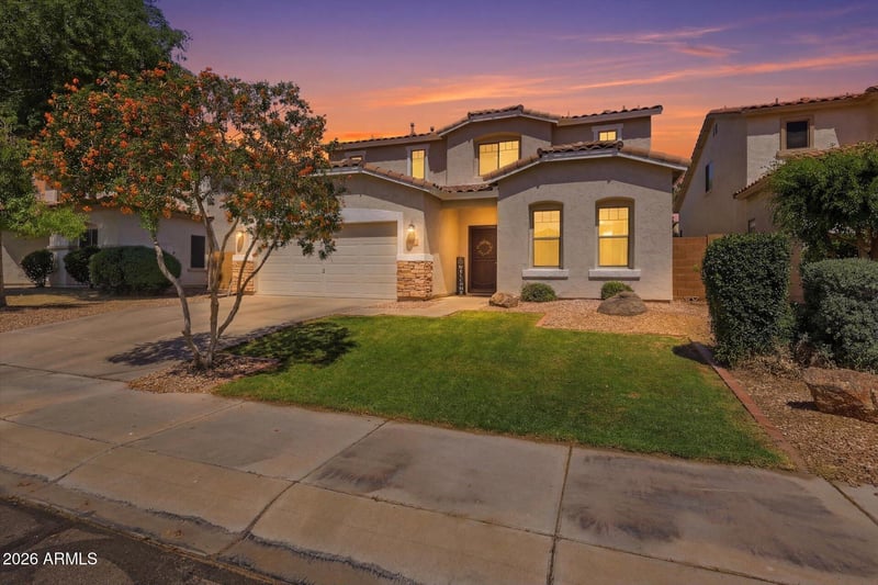 388 Harold Dr, San Tan Valley, AZ 85140