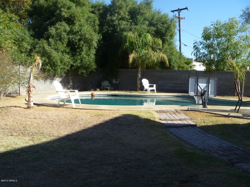 3880 E Monte Vista Rd, Phoenix, AZ 85008