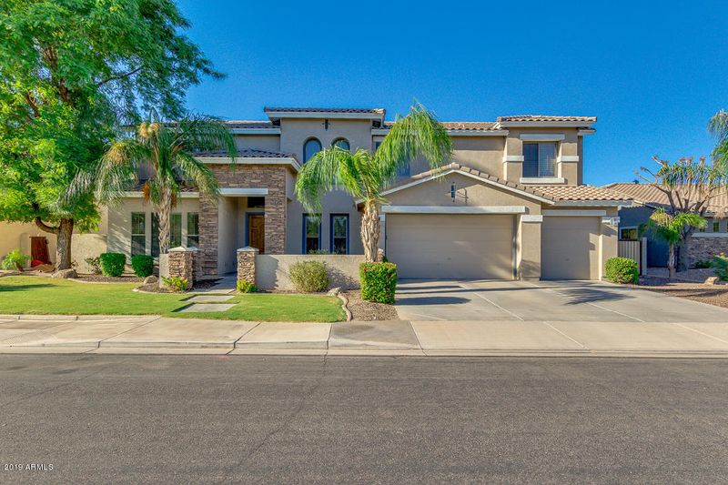 3880 E Ravenswood Dr, Gilbert, AZ 85298