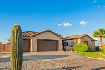 3880 Roberts Rd, San Tan Valley, AZ 85144