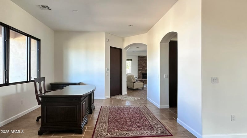 38804 7th Ave, Phoenix, AZ 85086