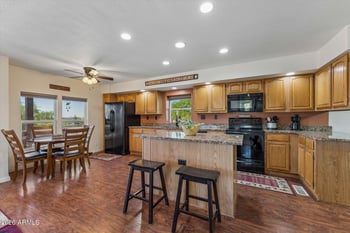 38819 N 19th Way, Phoenix, AZ 85086