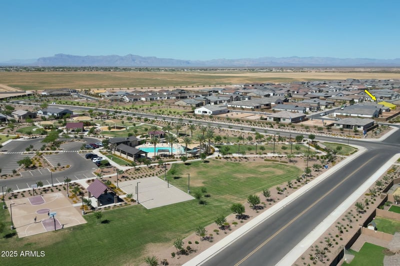 3885 Kenley Ln, San Tan Valley, AZ 85143