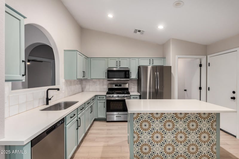 3885 Lambeth Pl, San Tan Valley, AZ 85140