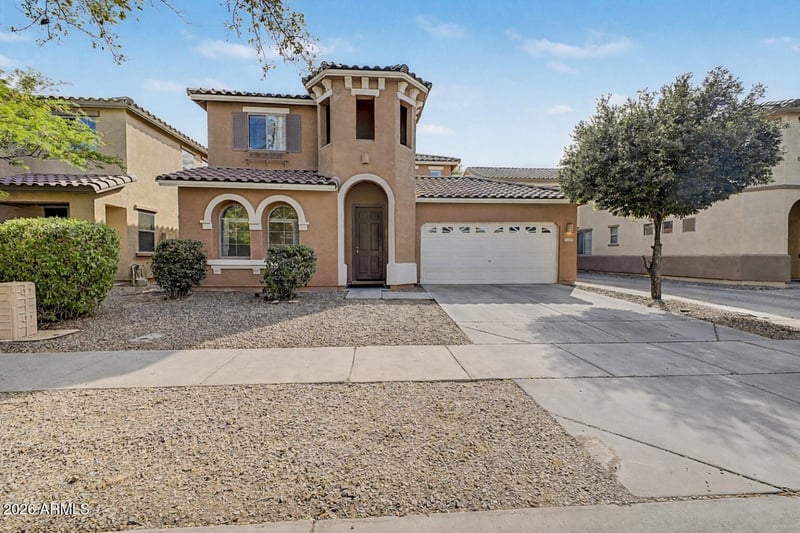 3887 Claxton Ave, Gilbert, AZ 85297