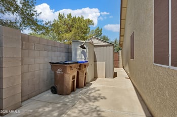 3889 Meadow Land Dr, San Tan Valley, AZ 85140