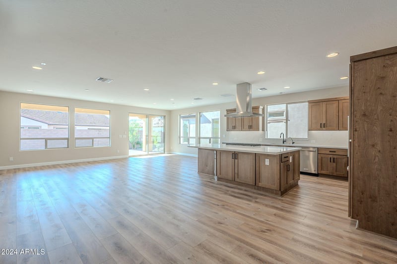 389 Bracciano Ave, Queen Creek, AZ 85140