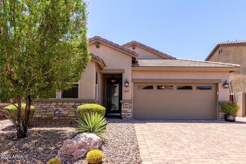 389 Castle Rock Rd, San Tan Valley, AZ 85143