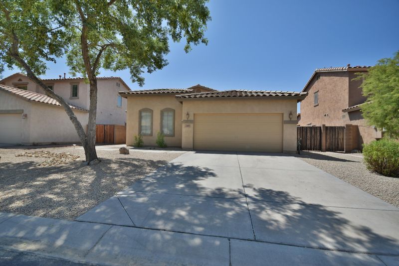 389 E Harold Dr, San Tan Valley, AZ 85140