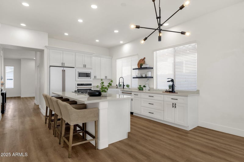 389 W Fairway Pl, Chandler, AZ 85225