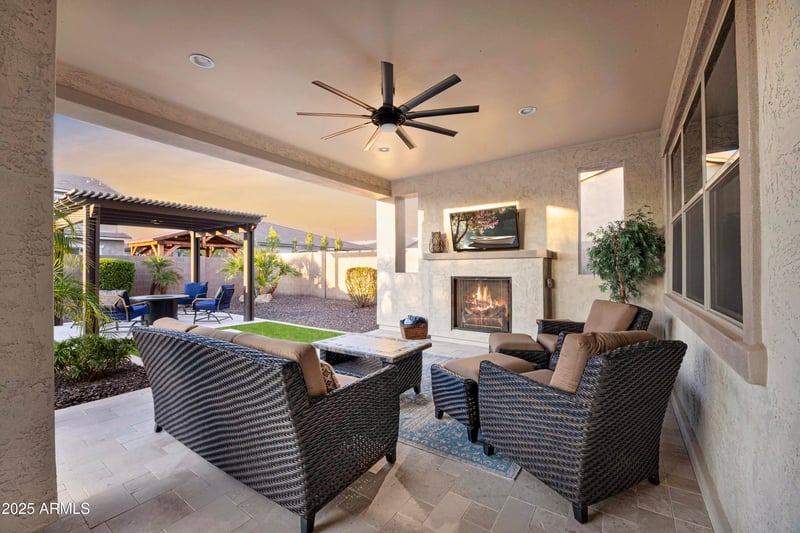 3890 Mia Ln, Gilbert, AZ 85298