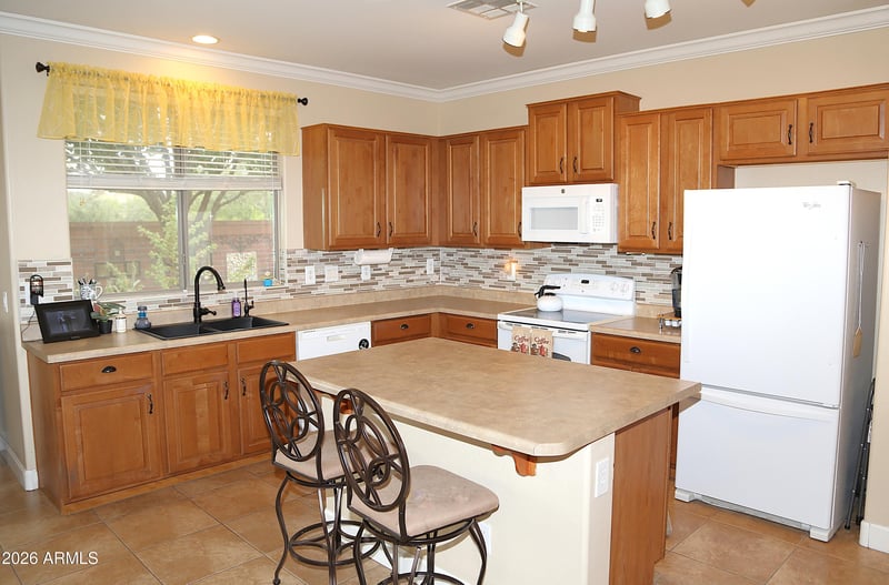 3893 E Bridgeport Pw, Gilbert, AZ 85295
