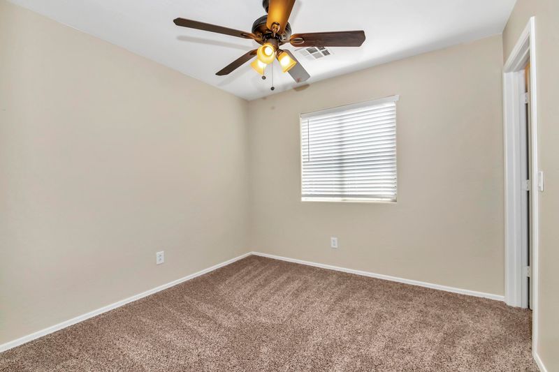 3893 E Sundance Ave, Gilbert, AZ 85297