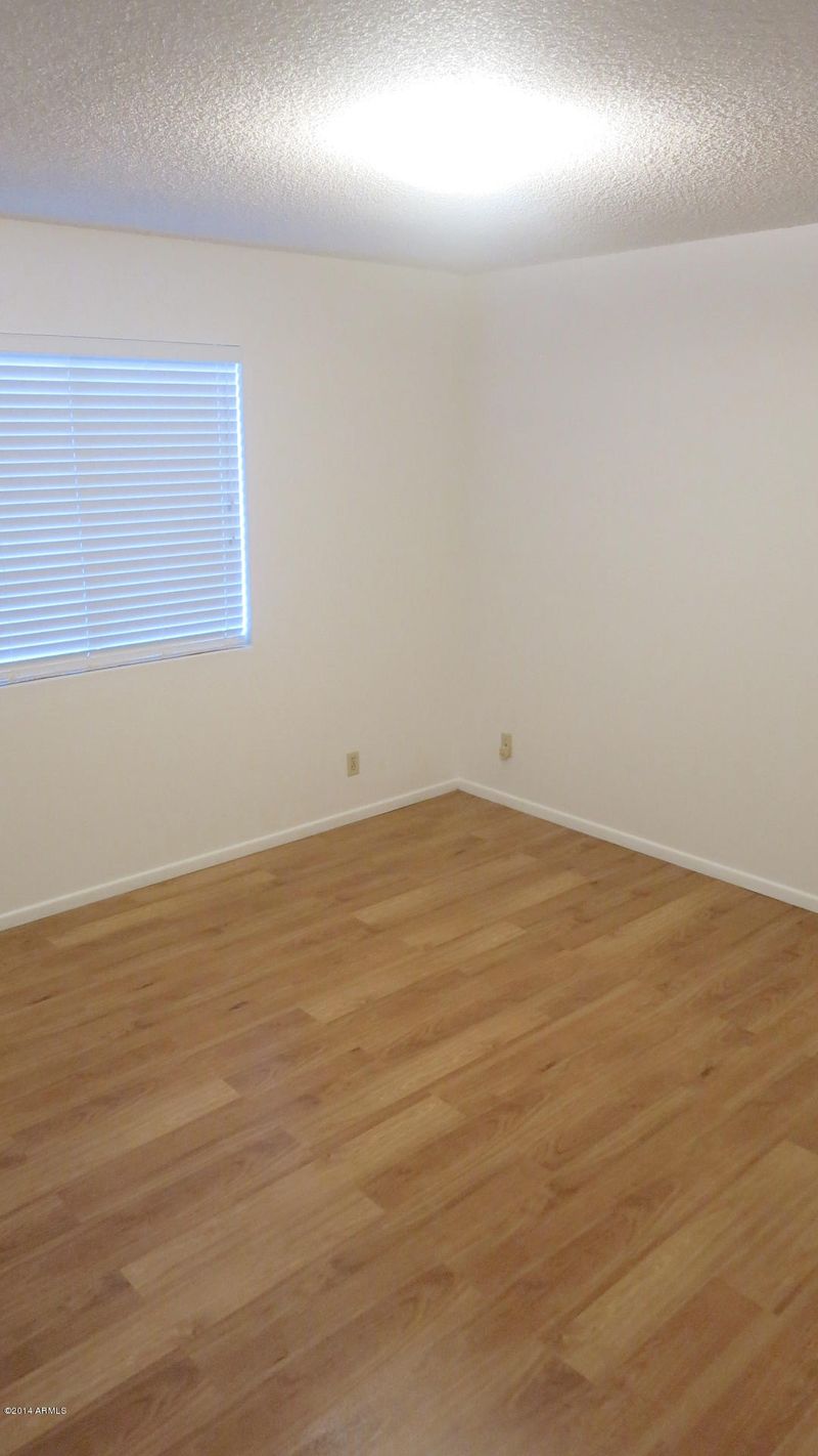 39 E Indigo St, Mesa, AZ 85201