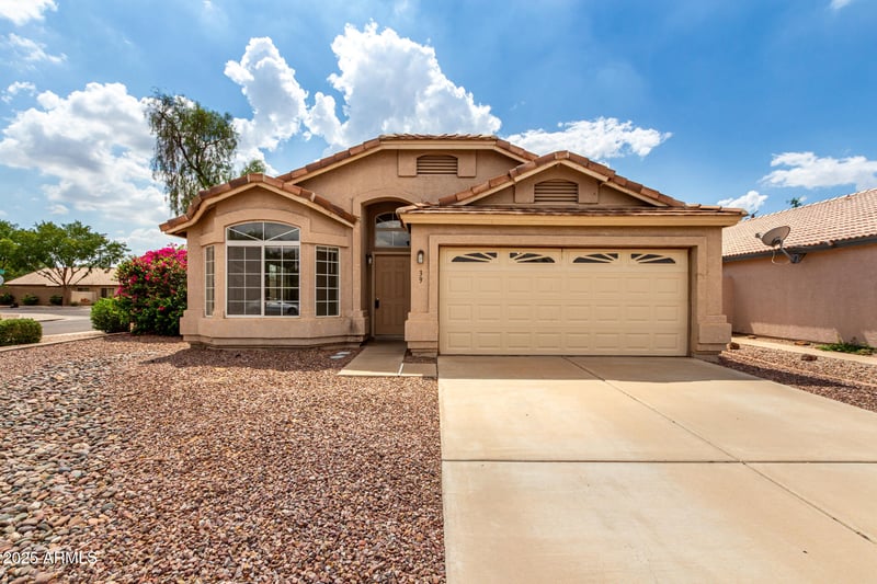 39 Gail Dr, Gilbert, AZ 85233
