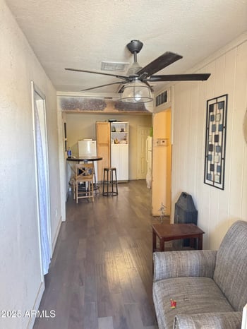 3901 Keim Dr, Phoenix, AZ 85019