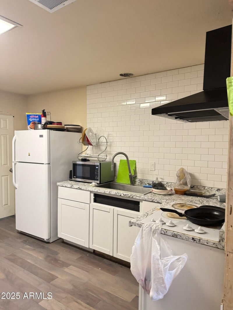 3901 Keim Dr, Phoenix, AZ 85019