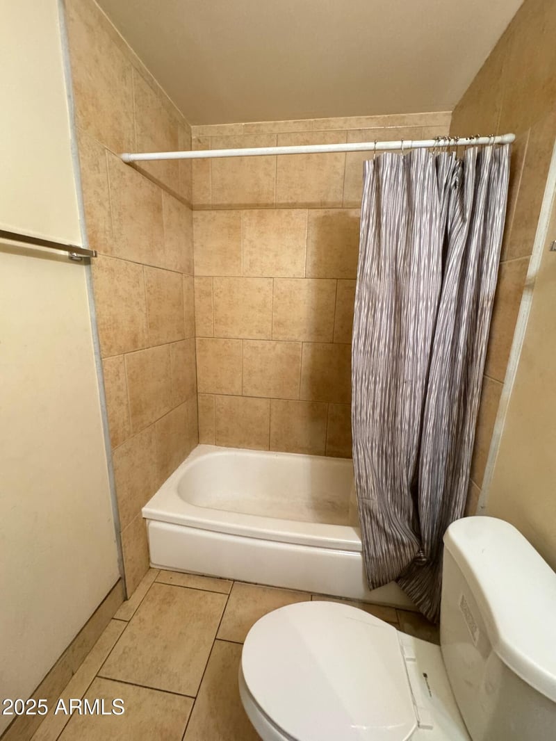 3901 Keim Dr, Phoenix, AZ 85019