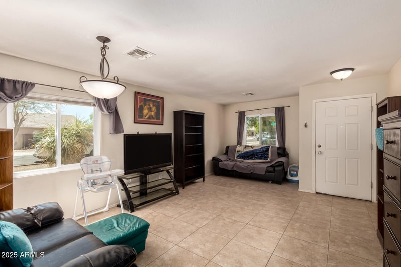 3901 Morenci Rd, San Tan Valley, AZ 85143