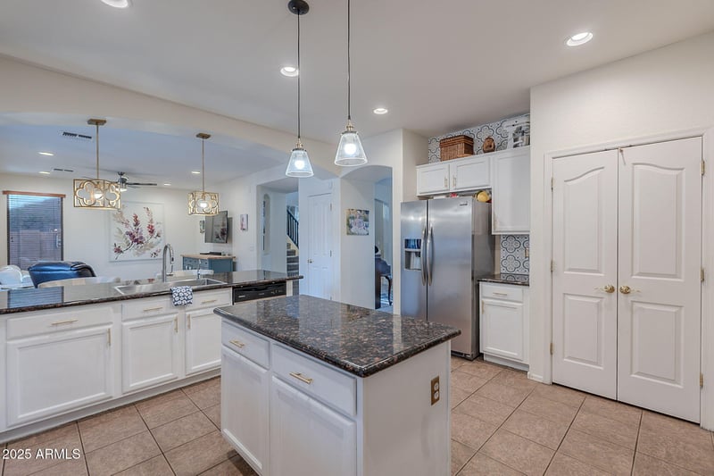 3901 Packard Dr, Gilbert, AZ 85298