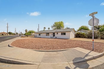 3901 Griswold Rd, Phoenix, AZ 85051