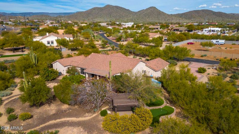 39012 N 8th St, Phoenix, AZ 85086