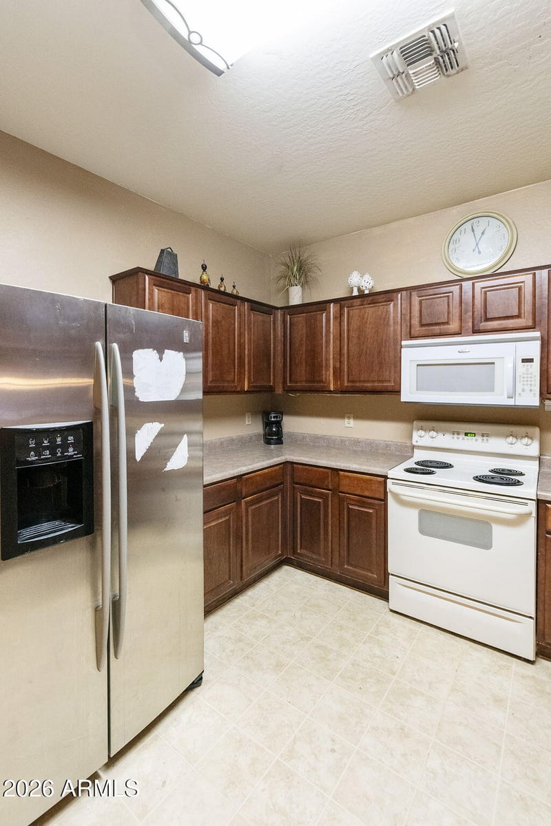 39013 N Luke Ln, San Tan Valley, AZ 85140