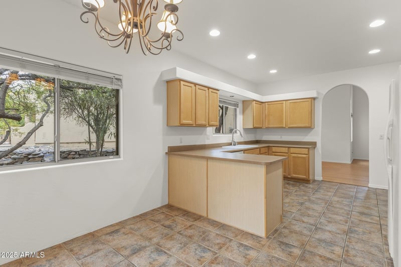 39016 Habitat Cir, Cave Creek, AZ 85331