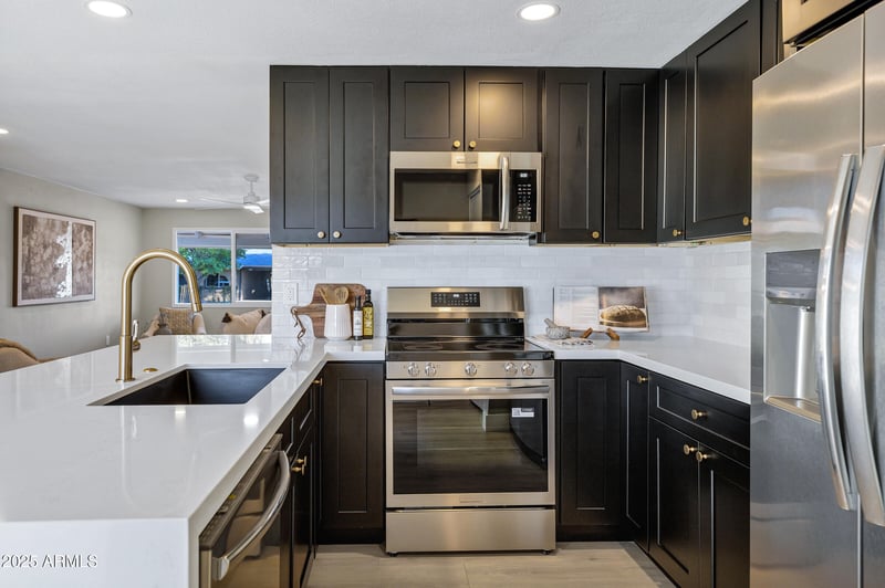 3902 Joan De Arc Ave, Phoenix, AZ 85032