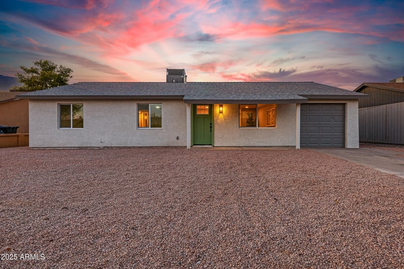 3902 Joan De Arc Ave, Phoenix, AZ 85032