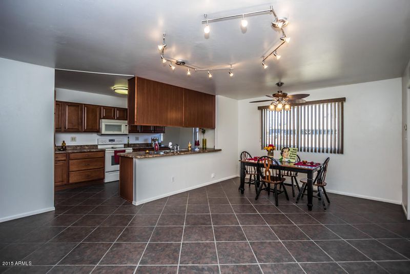3902 W Cactus Wren Dr, Phoenix, AZ 85051