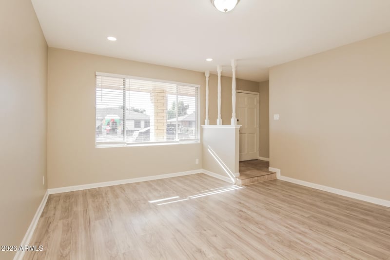 3902 Davidson Ln, Phoenix, AZ 85051