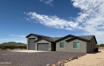 39026 N 9th Ave, Phoenix, AZ 85086