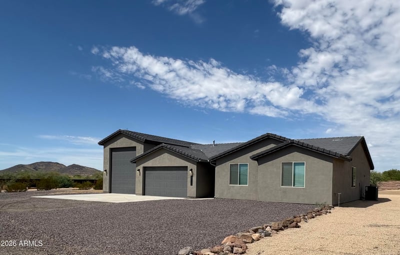 39026 N 9th Ave, Phoenix, AZ 85086