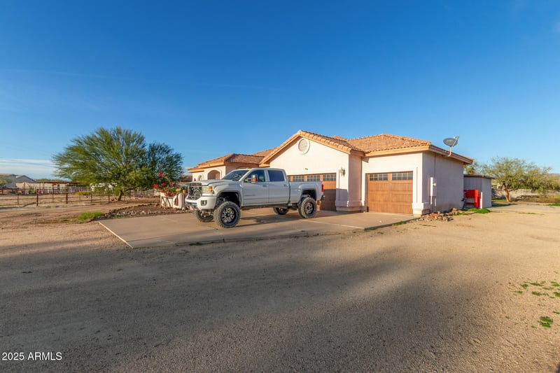 39029 21st Ave, Phoenix, AZ 85086