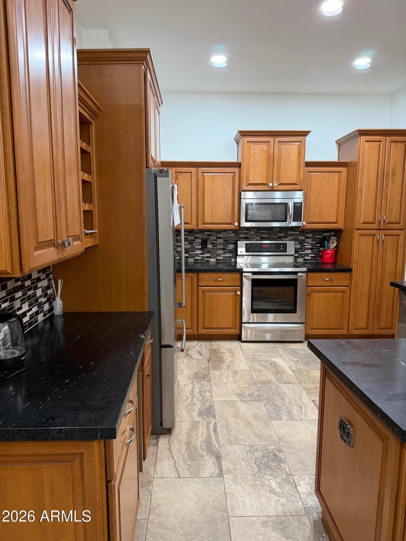 39029 21st Ave, Phoenix, AZ 85086