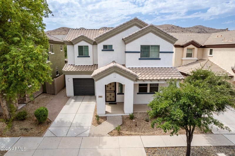 3903 Branham Ln, Phoenix, AZ 85042