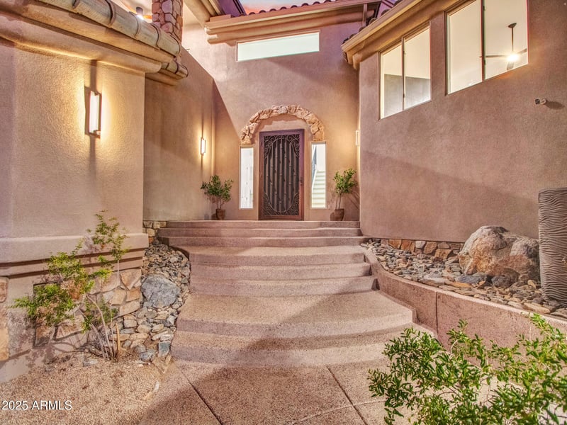 3903 Melody Dr, Phoenix, AZ 85042