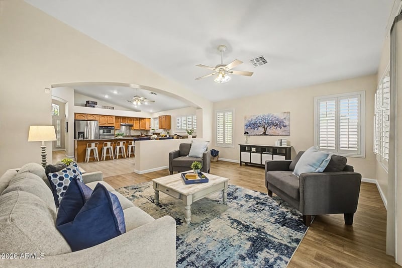 3903 W Grandview Rd, Phoenix, AZ 85053