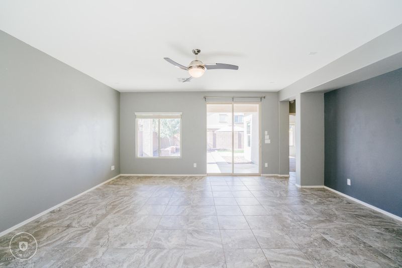 3904 S 186th Dr, Goodyear, AZ 85338