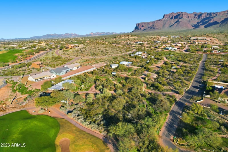 3904 Painted Pony Trl, Gold Canyon, AZ 85118