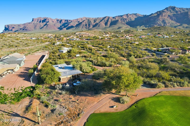 3904 Painted Pony Trl, Gold Canyon, AZ 85118