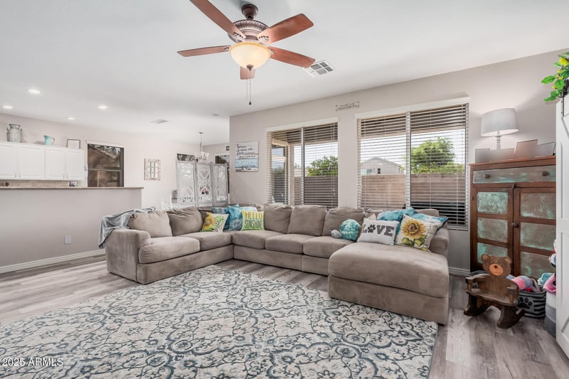 3904 Sinova Ave, Gilbert, AZ 85297