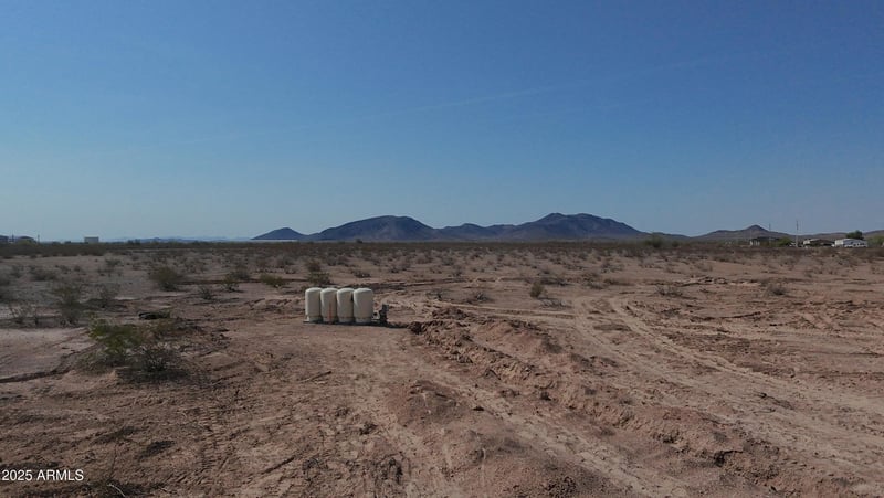 3905 423rd Ave, Tonopah, AZ 85354