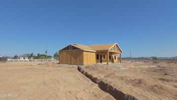 3905 423rd Ave, Tonopah, AZ 85354