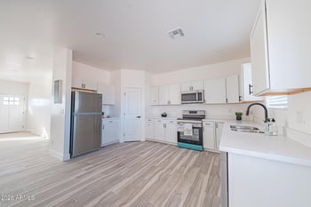 3905 423rd Ave, Tonopah, AZ 85354