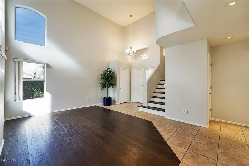 3905 E Wescott Dr, Phoenix, AZ 85050