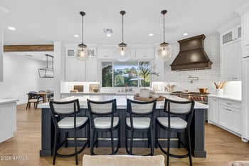 3906 Crittenden Ln, Phoenix, AZ 85018