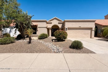 3906 E Amberwood Dr, Phoenix, AZ 85048